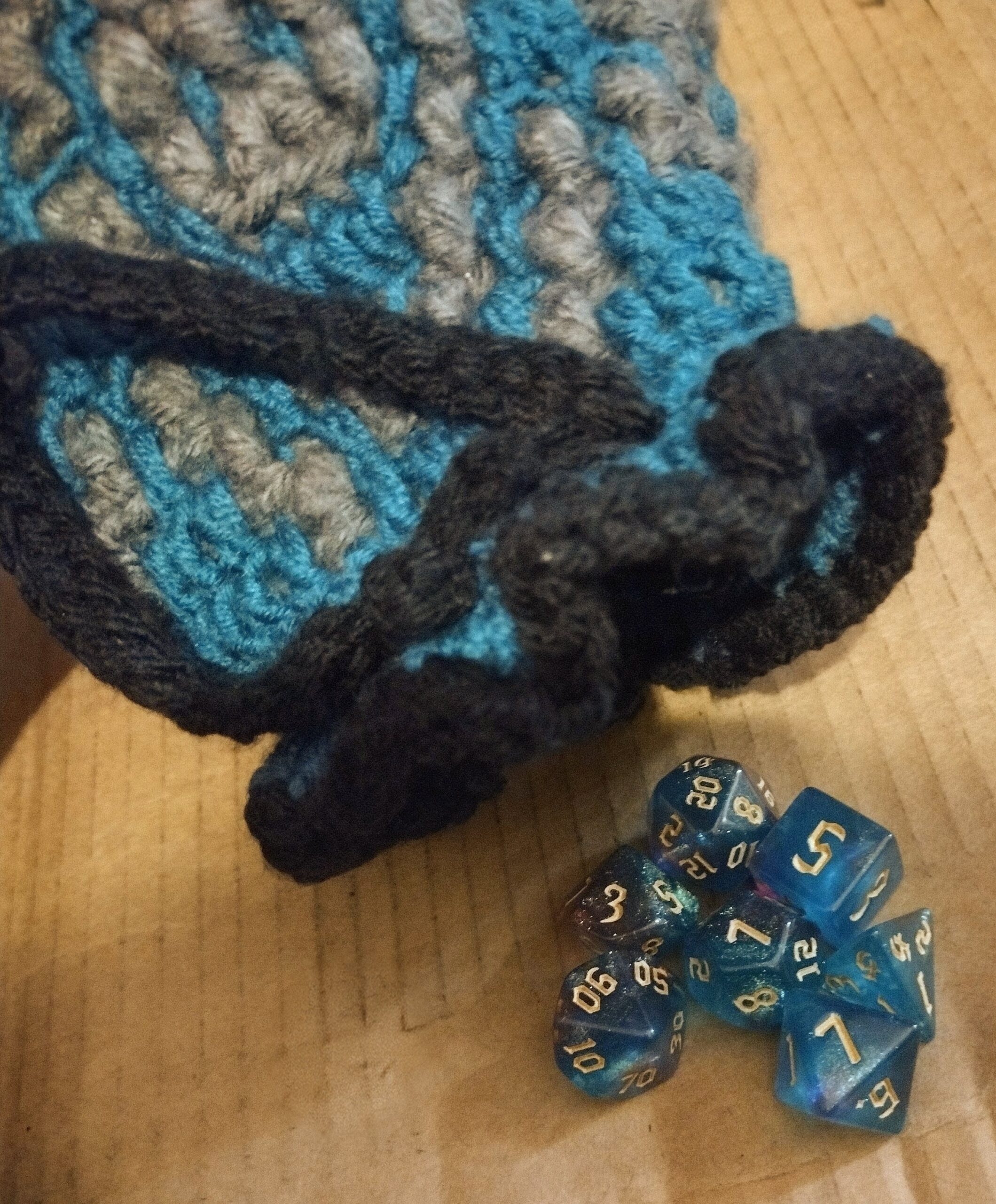 Skulls Mosaic Crochet Pouch (Teal and grey) - Image 2